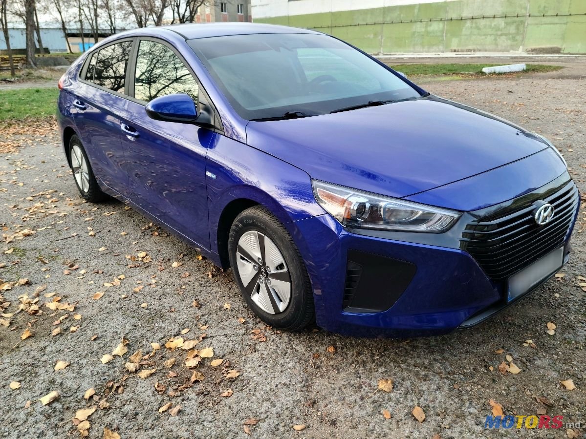 2019' Hyundai Ioniq photo #1