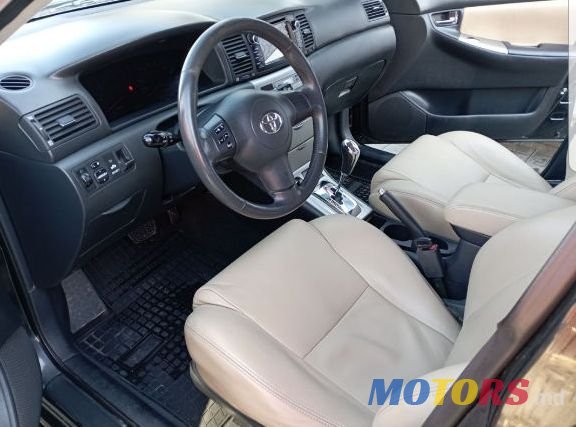 2006' Toyota Corolla photo #2