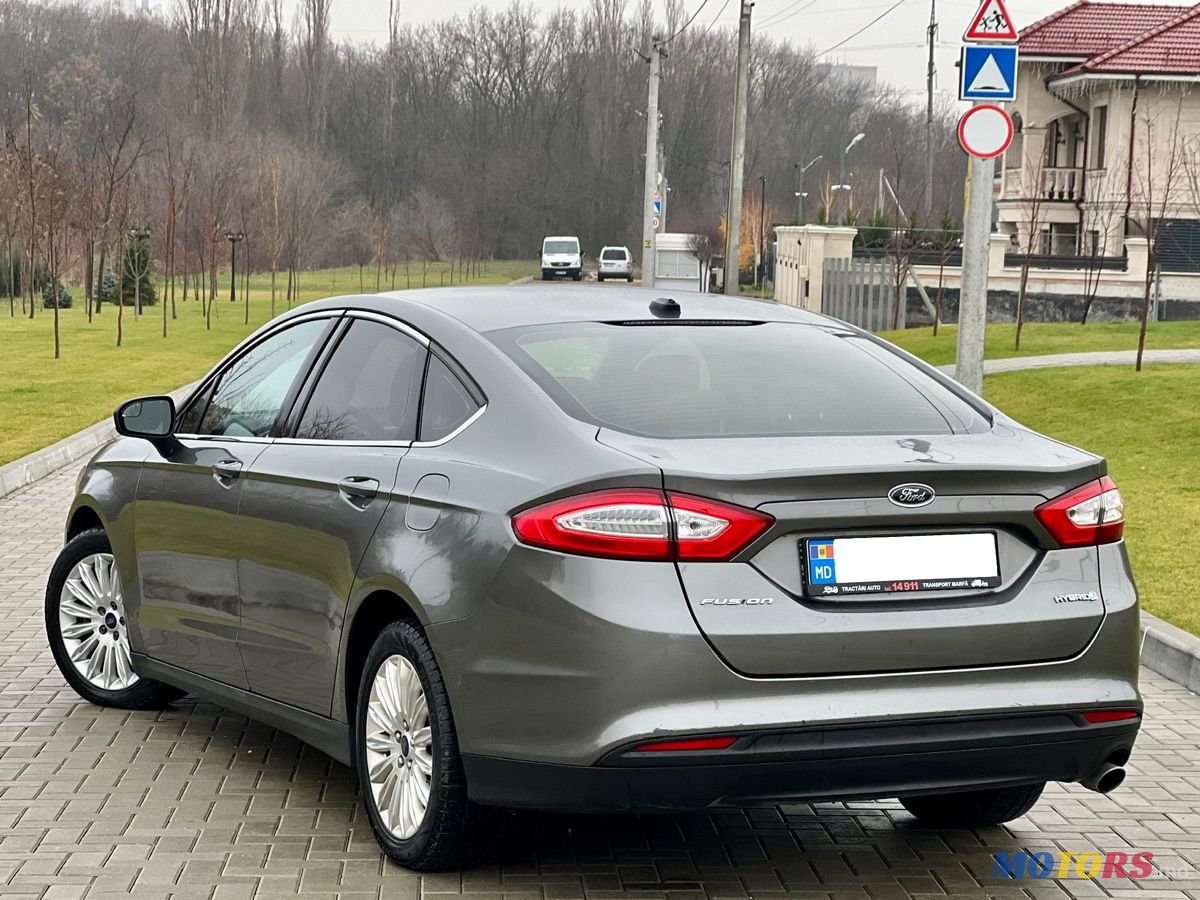 2014' Ford Fusion photo #5