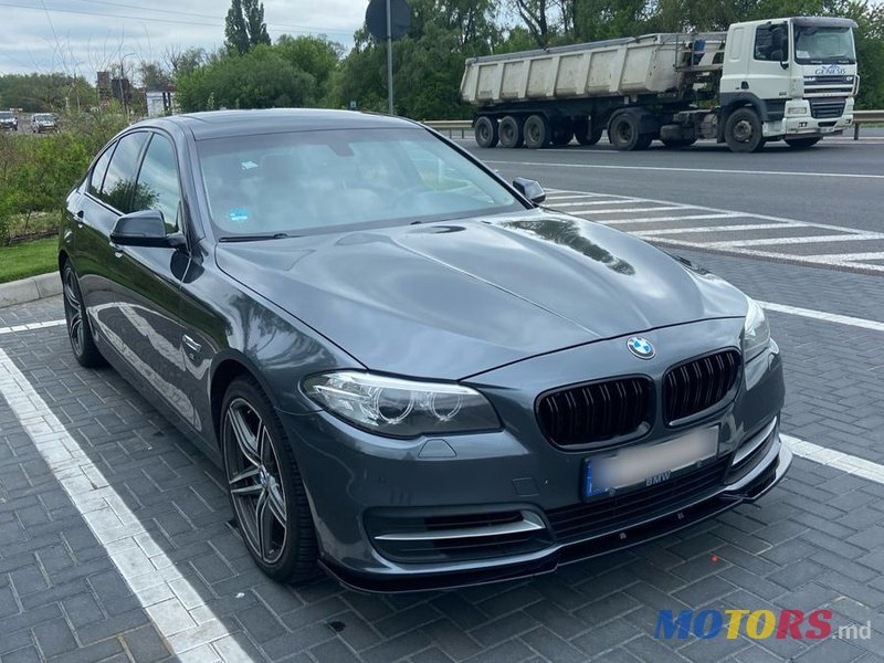 2015' BMW 5 Series photo #1
