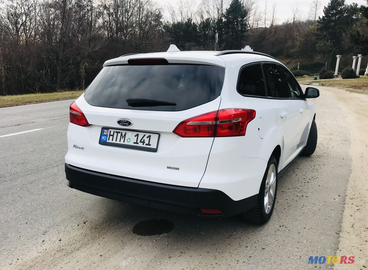 2016' Ford Focus photo #3