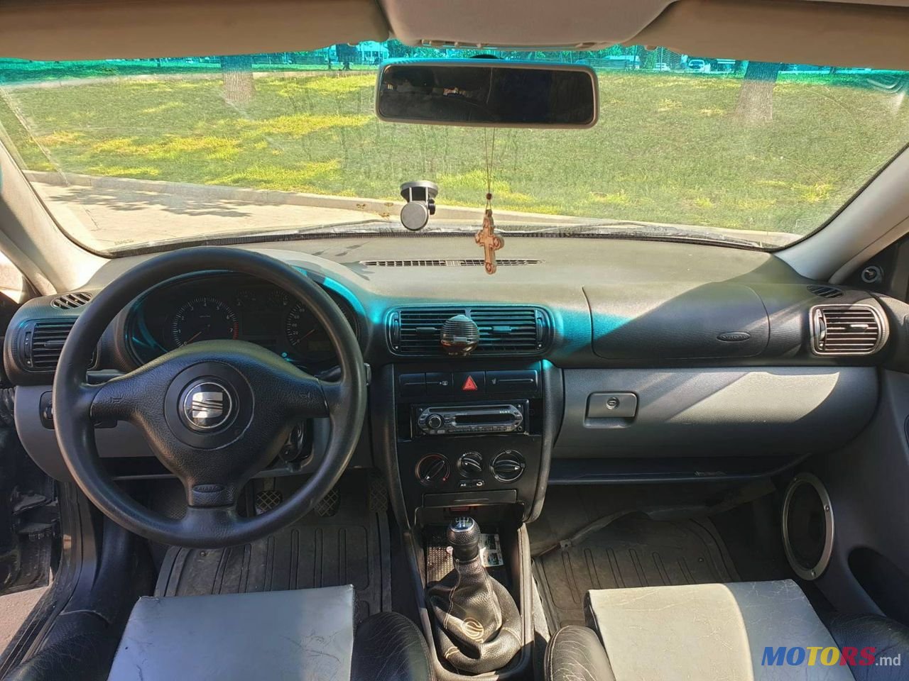 2001' SEAT Leon photo #3