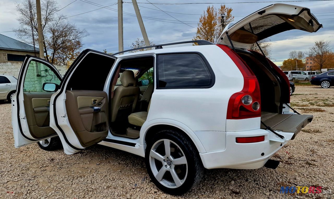 2005' Volvo XC90 photo #6