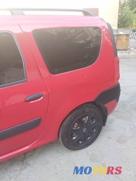 2007' Dacia Logan Mcv photo #3