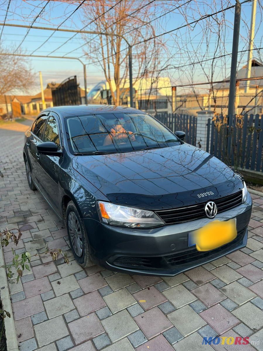 2013' Volkswagen Jetta photo #2