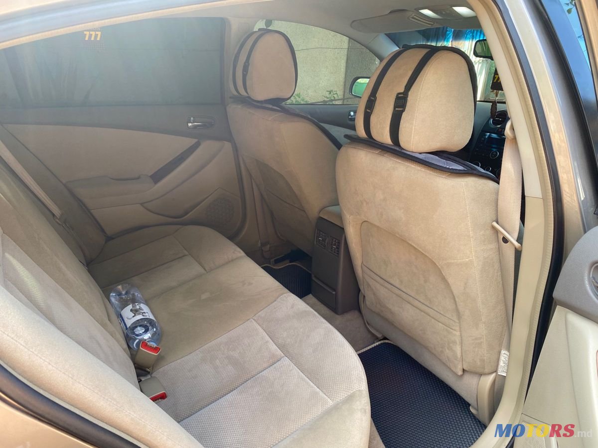 2008' Nissan Altima photo #6