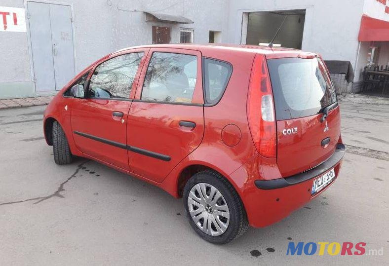 2005' Mitsubishi Colt photo #1