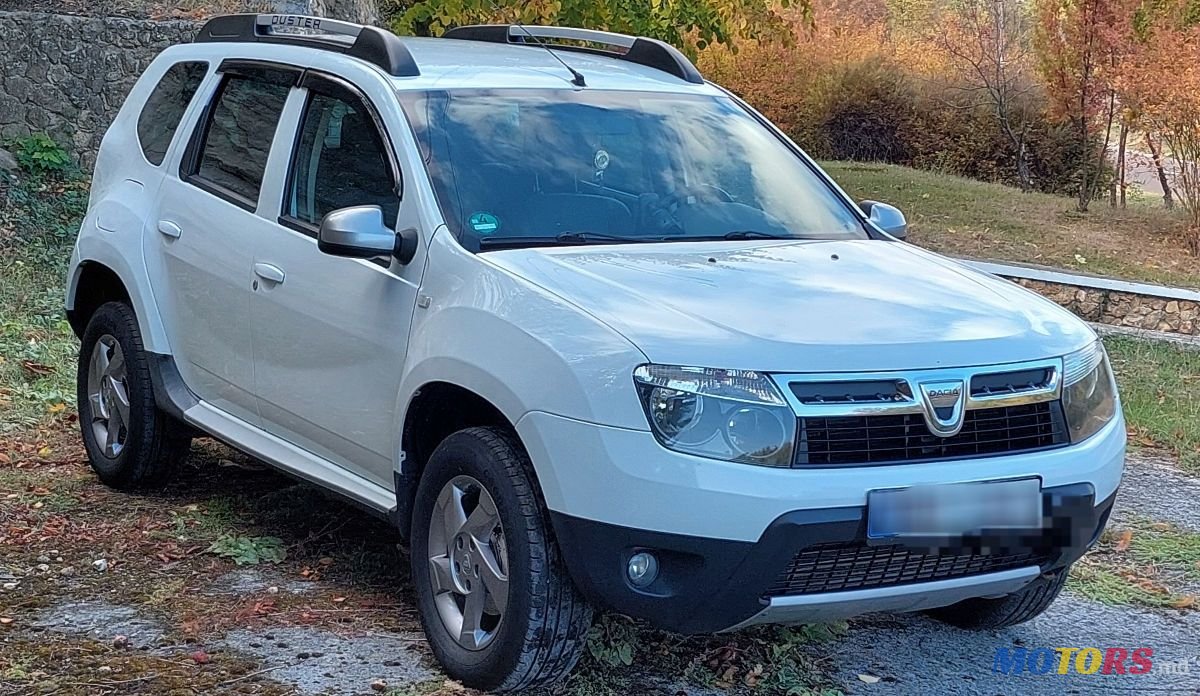 2013' Dacia Duster photo #2