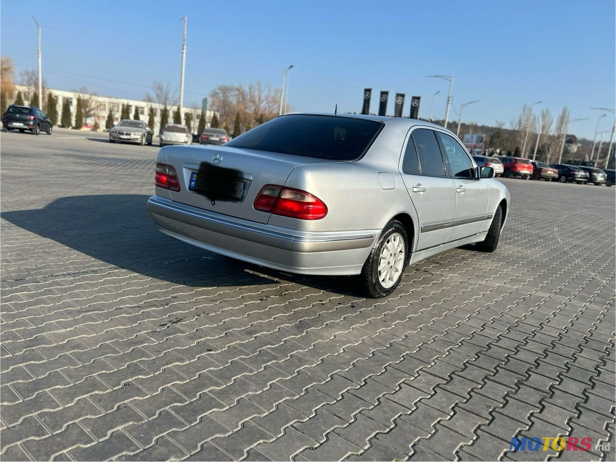 2000' Mercedes-Benz E-Class photo #4