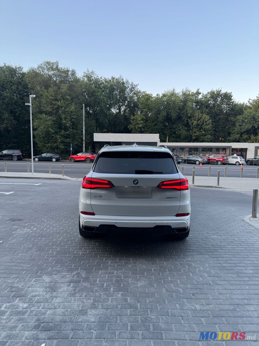 2019' BMW X5 photo #4