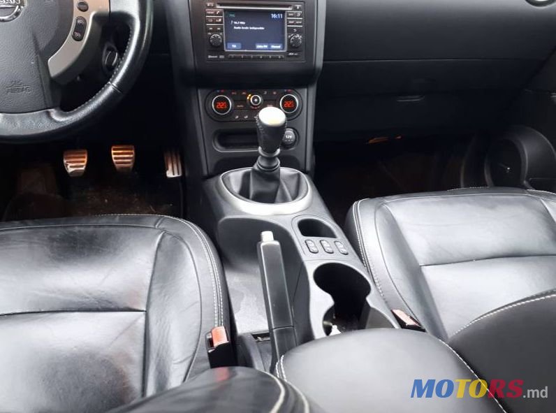 2011' Nissan Qashqai photo #3