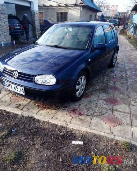 2000' Volkswagen Golf photo #1