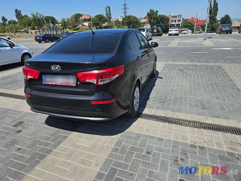 2017' Kia Rio photo #5