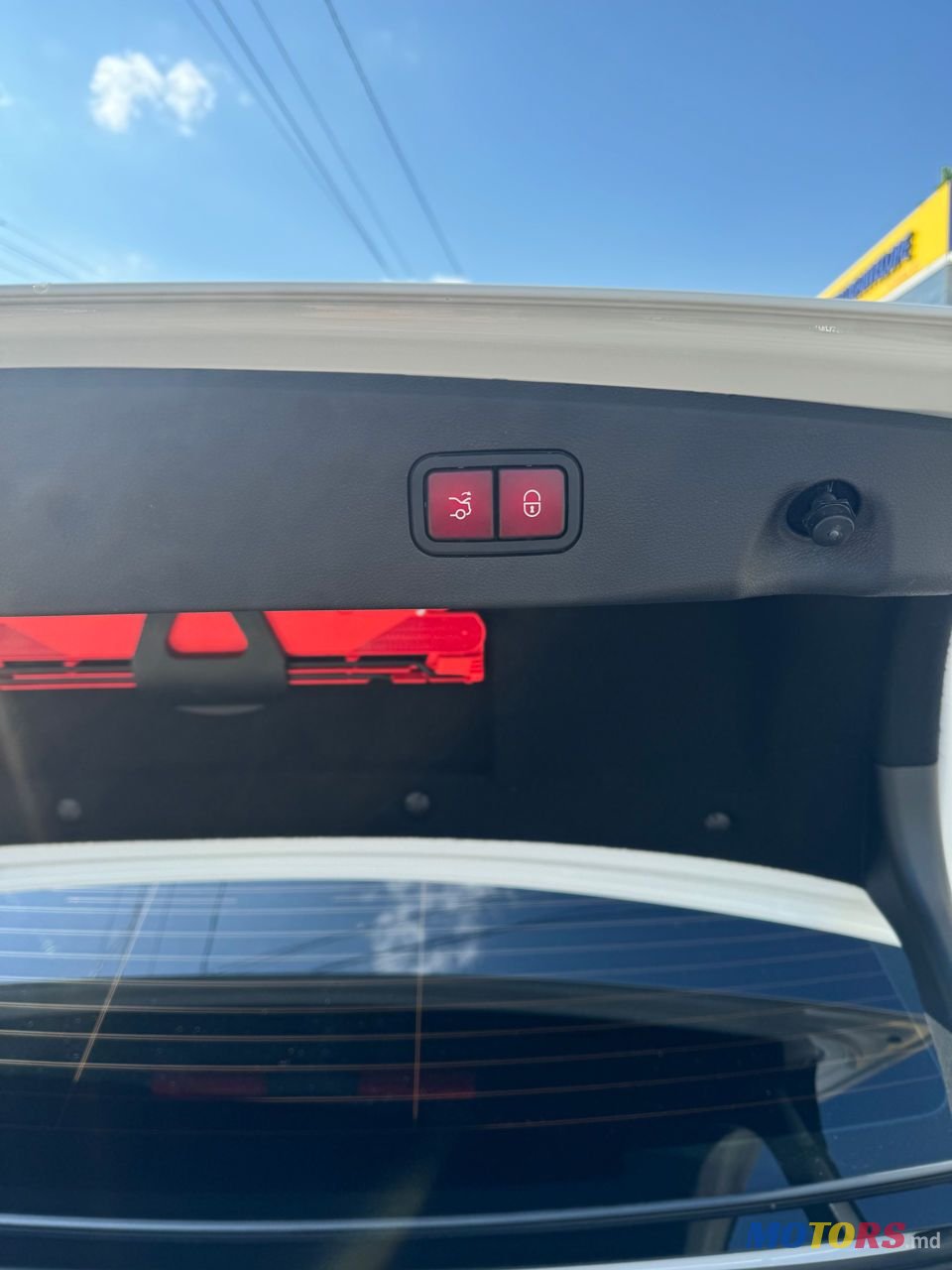 2013' Mercedes-Benz E-Class photo #5