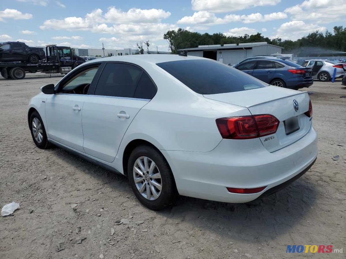 2013' Volkswagen Jetta photo #5