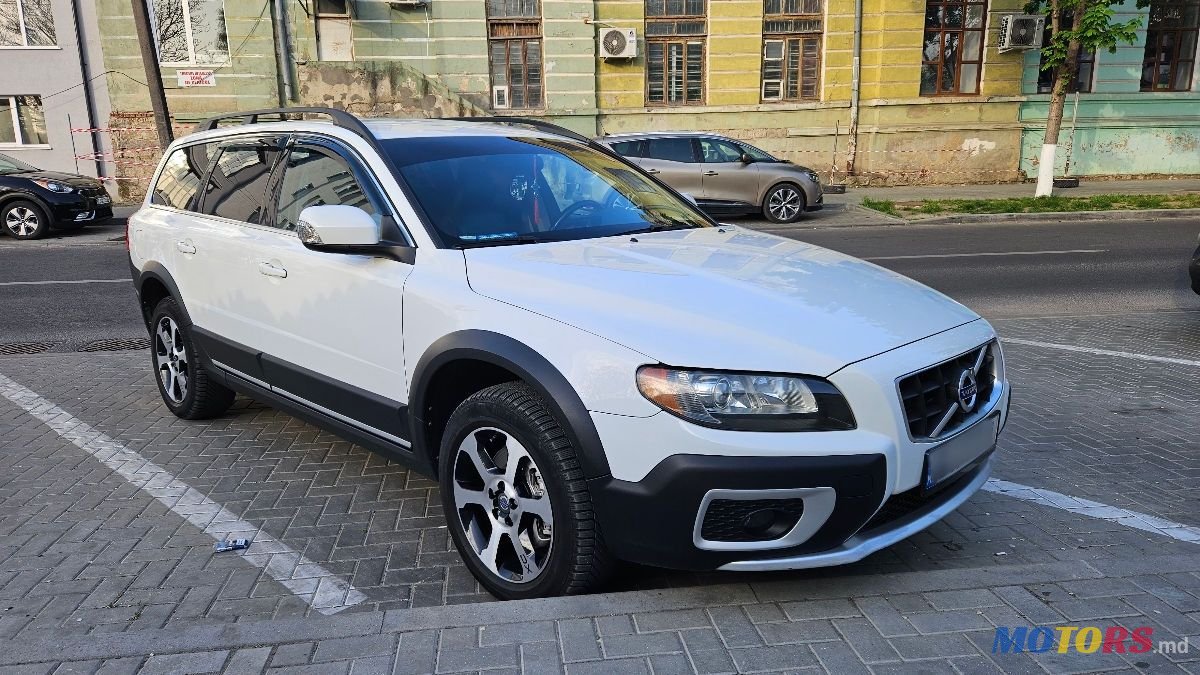 2010' Volvo XC70 photo #1