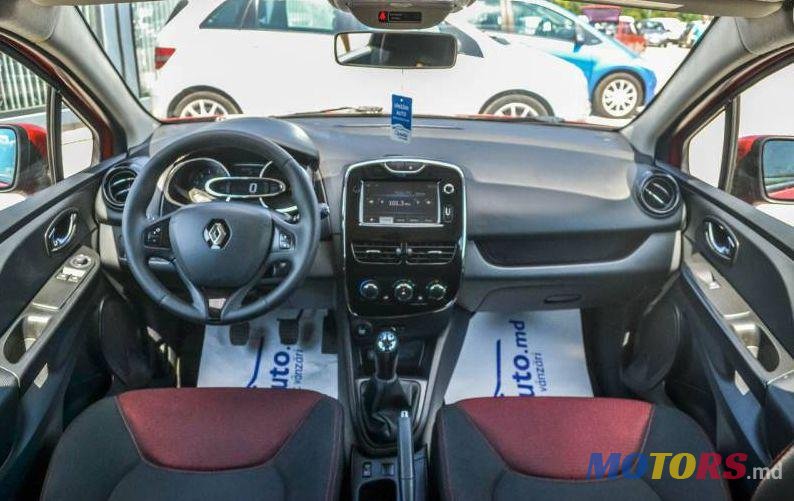 2013' Renault Clio photo #1