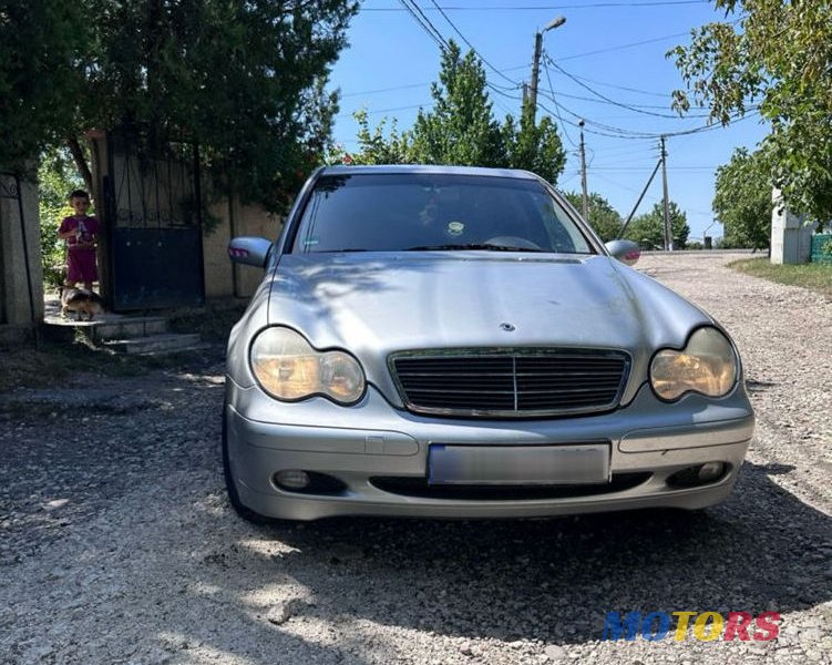 2002' Mercedes-Benz C-Class photo #5