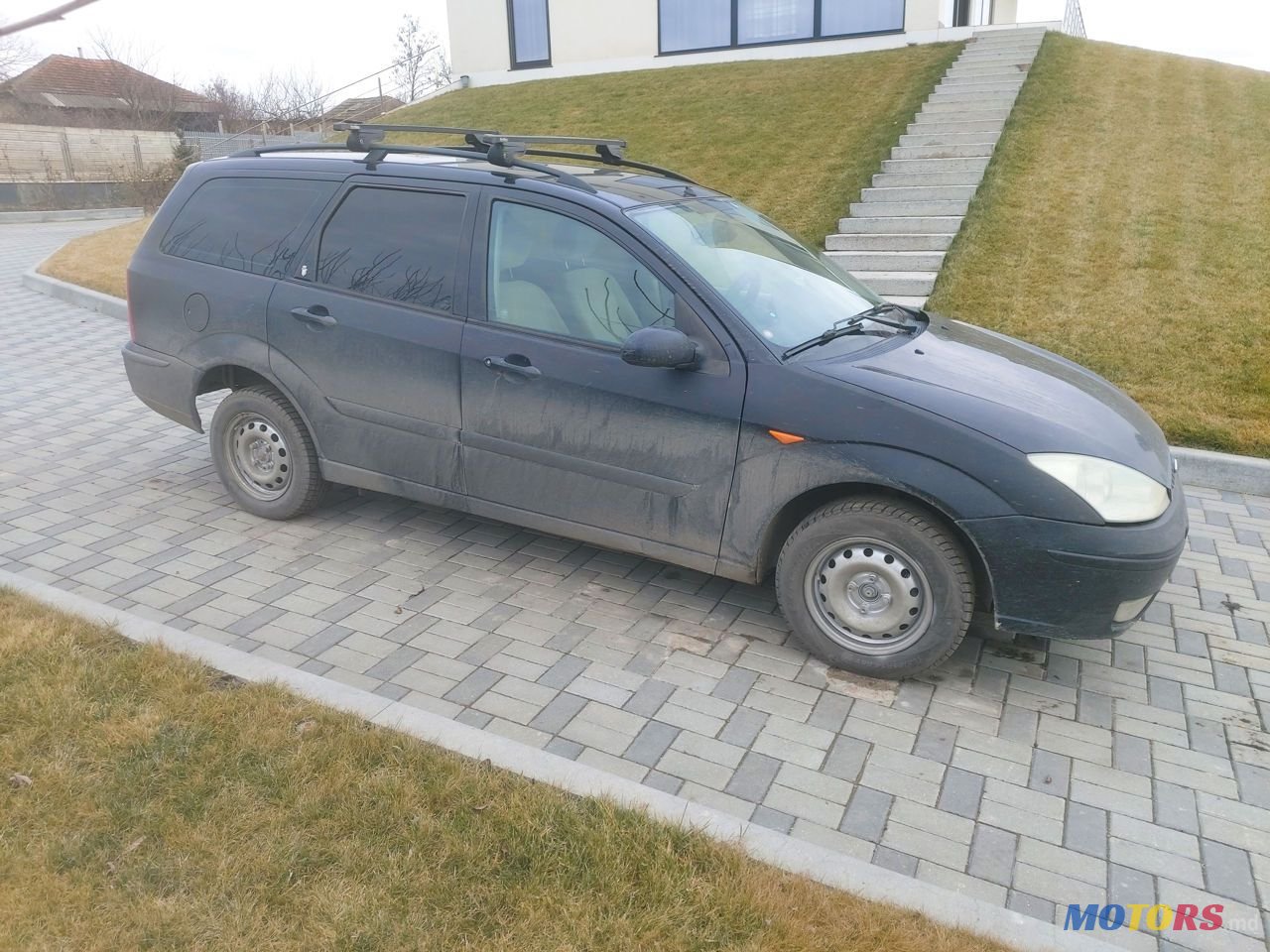 2004' Ford Focus Wagon photo #5