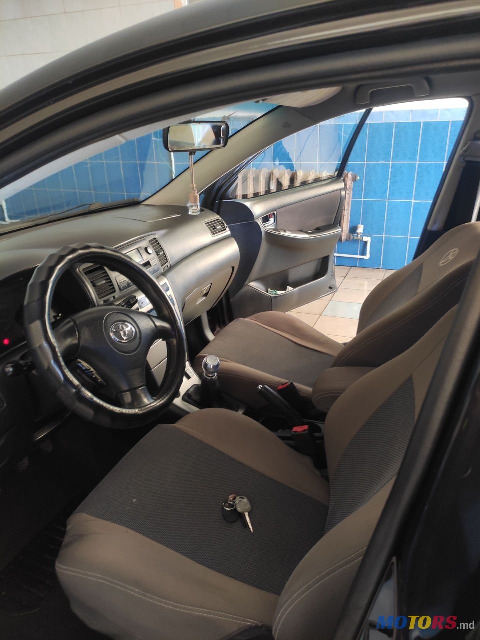 2004' Toyota Corolla photo #4