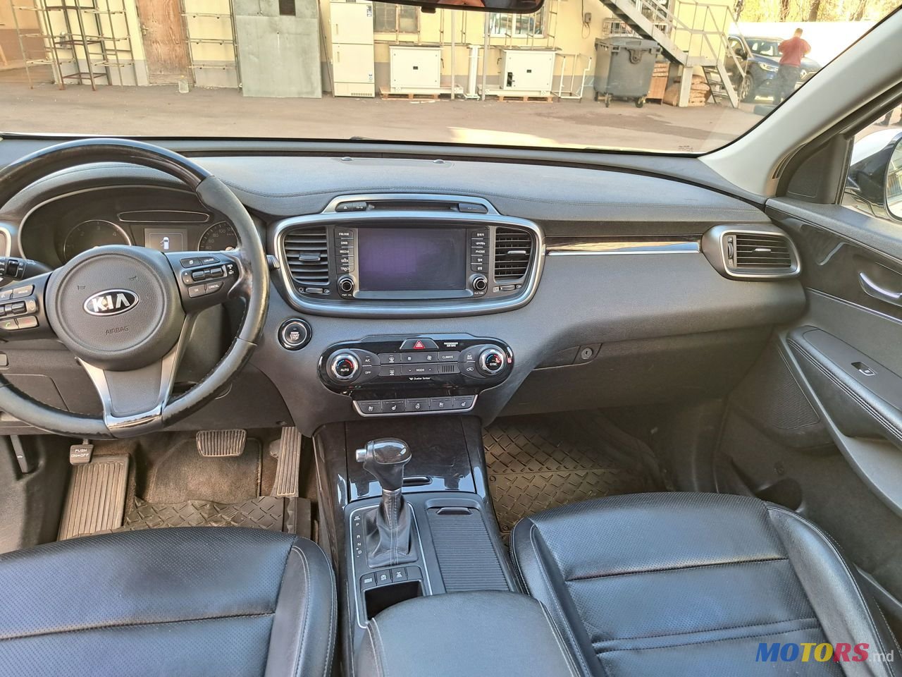 2015' Kia Sorento photo #5