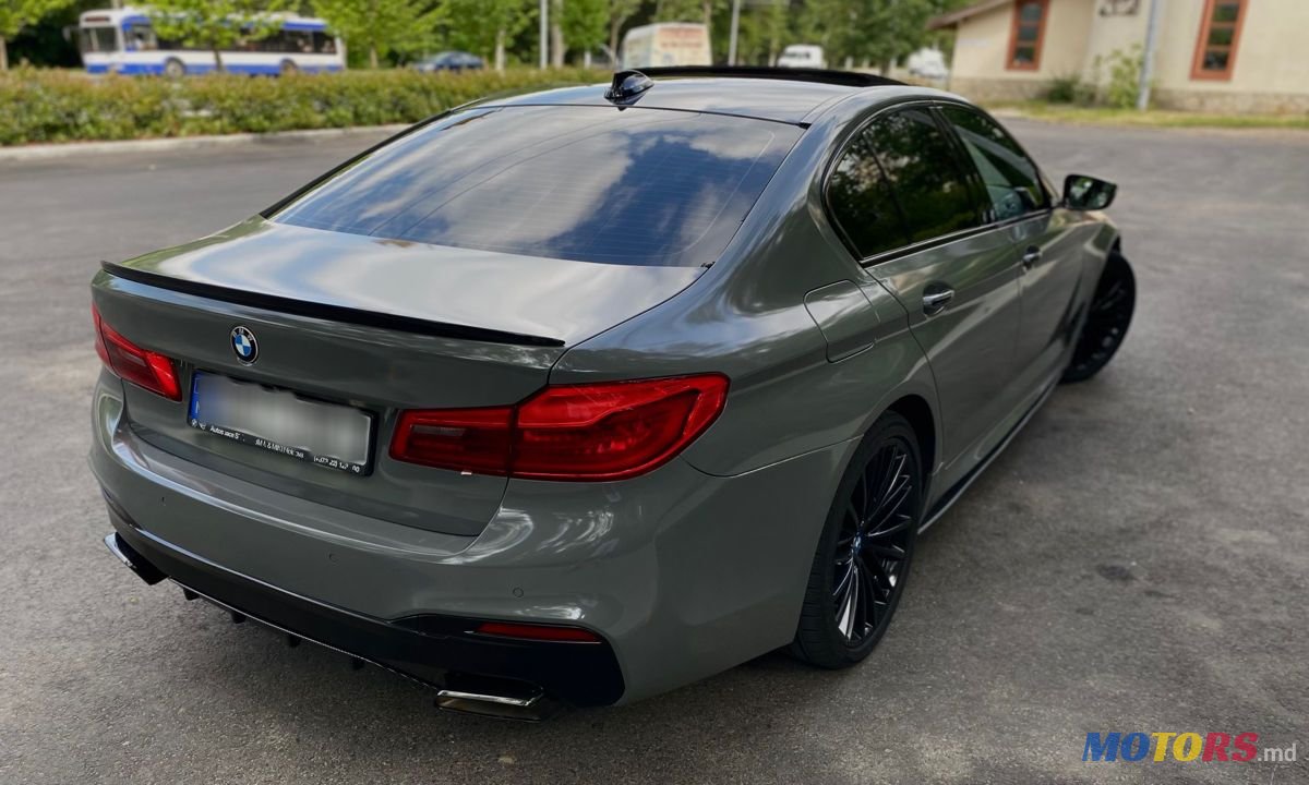 2018' BMW 5 Series photo #5