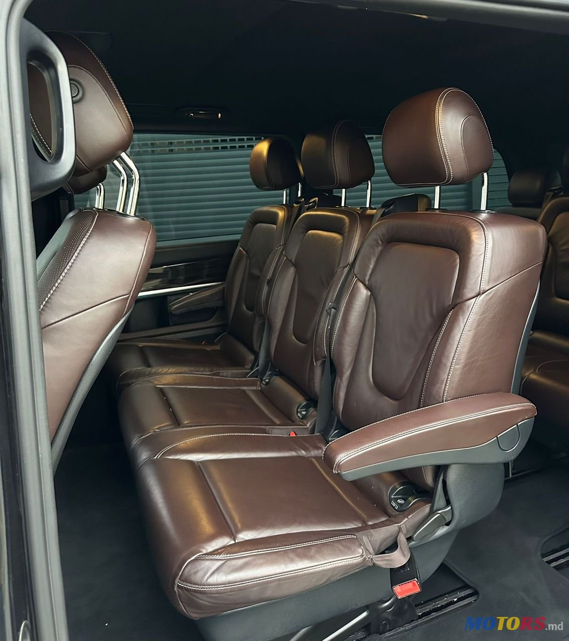 2017' Mercedes-Benz V-Class photo #4