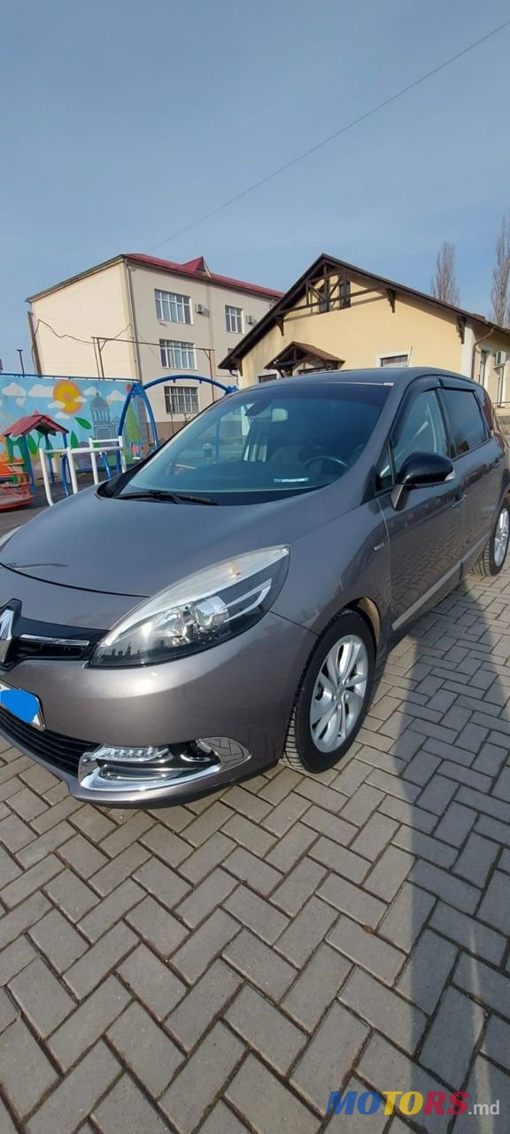 2014' Renault Scenic photo #5