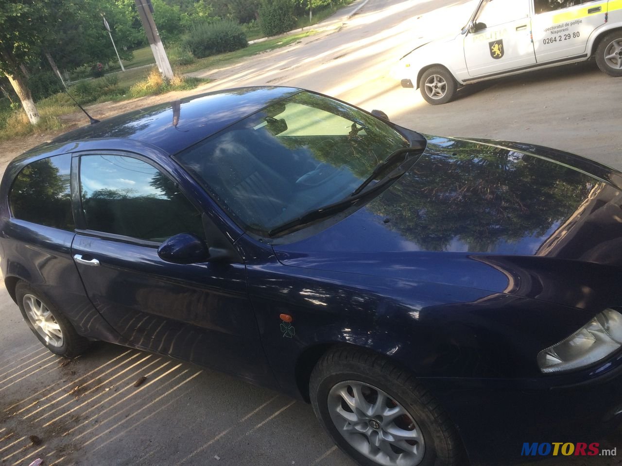 2002' Alfa Romeo 147 photo #1