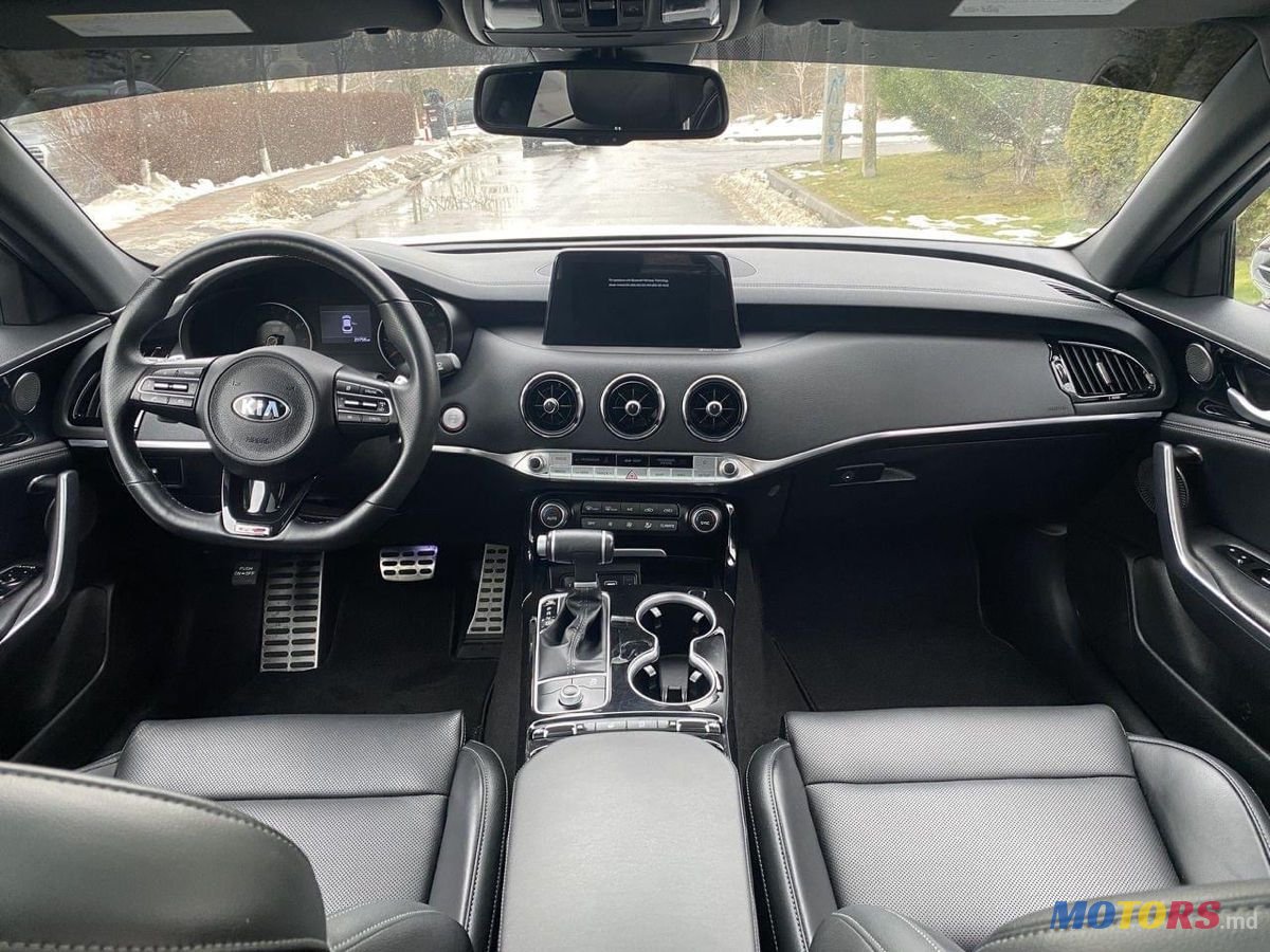 2021' Kia Stinger photo #5