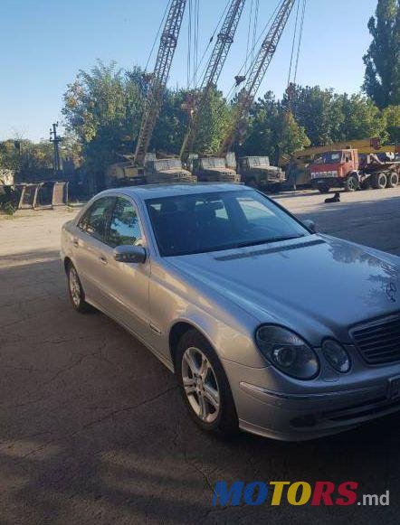2006' Mercedes-Benz E photo #1