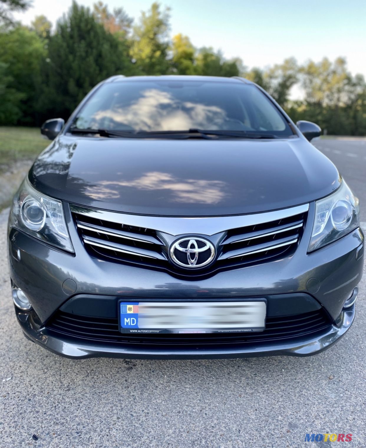 2012' Toyota Avensis photo #1