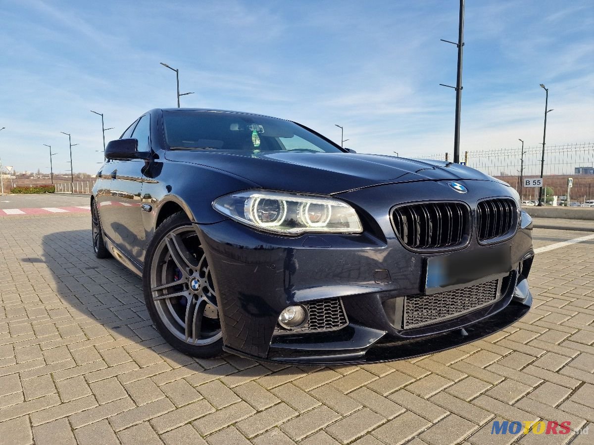 2013' BMW 5 Series photo #1