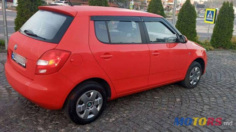 2013' Skoda Fabia photo #3