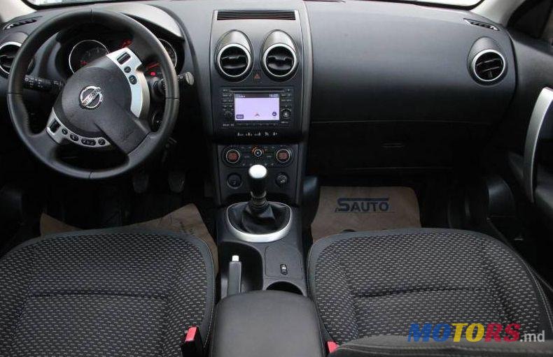 2009' Nissan Qashqai photo #2