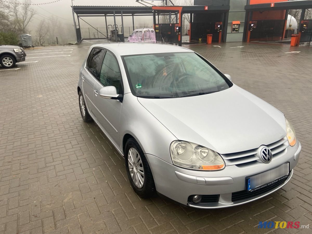 2007' Volkswagen Golf photo #1