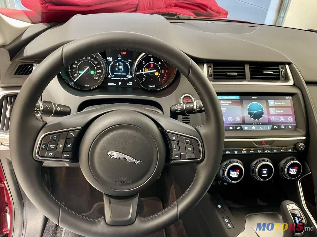 2020' Jaguar E-Pace photo #3