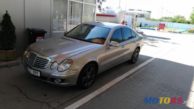 2006' Mercedes-Benz E-Class photo #1