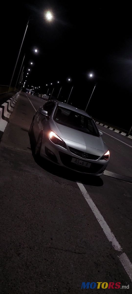 2016' Opel Astra photo #1