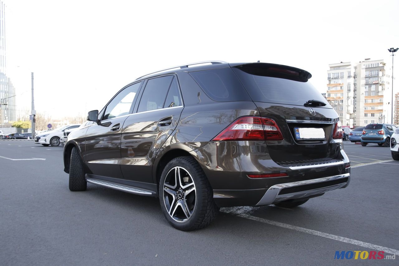 2015' Mercedes-Benz M Класс photo #2