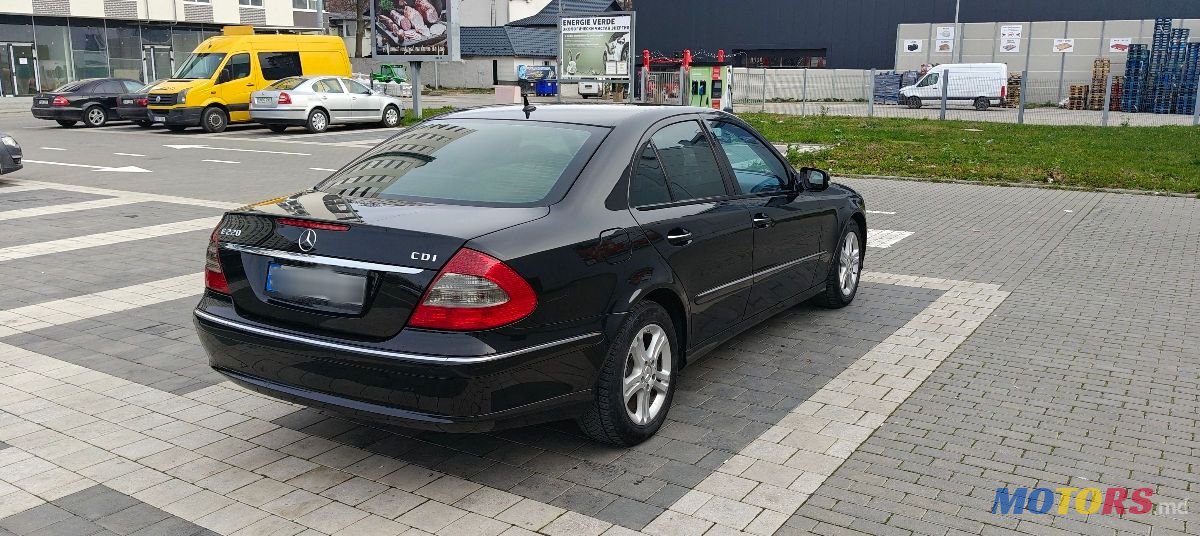 2007' Mercedes-Benz E-Class photo #5