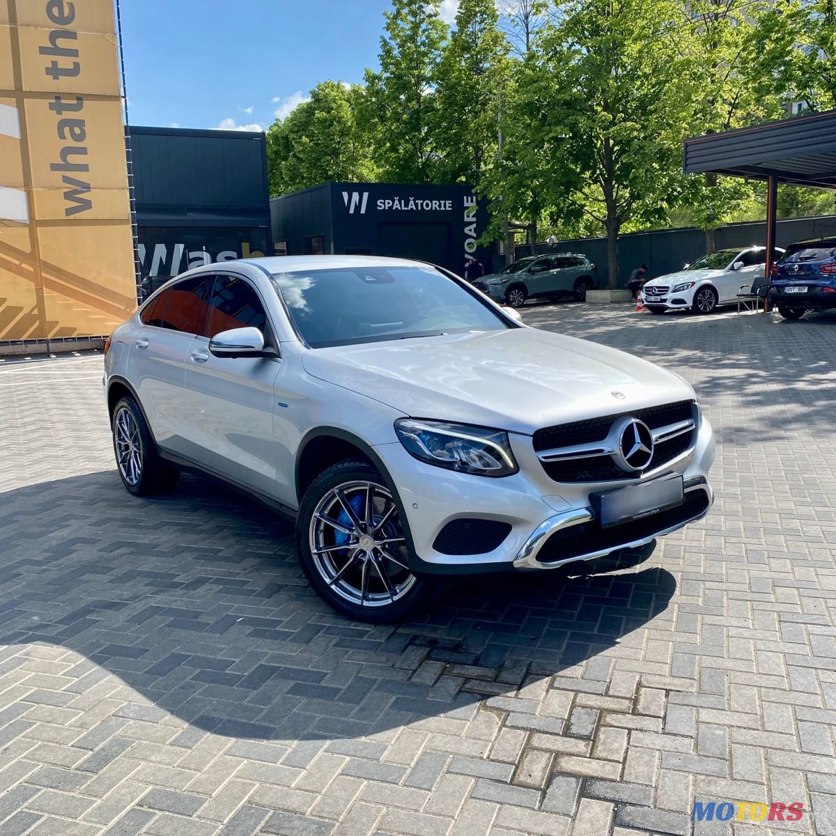 2017' Mercedes-Benz GLC Coupe photo #2