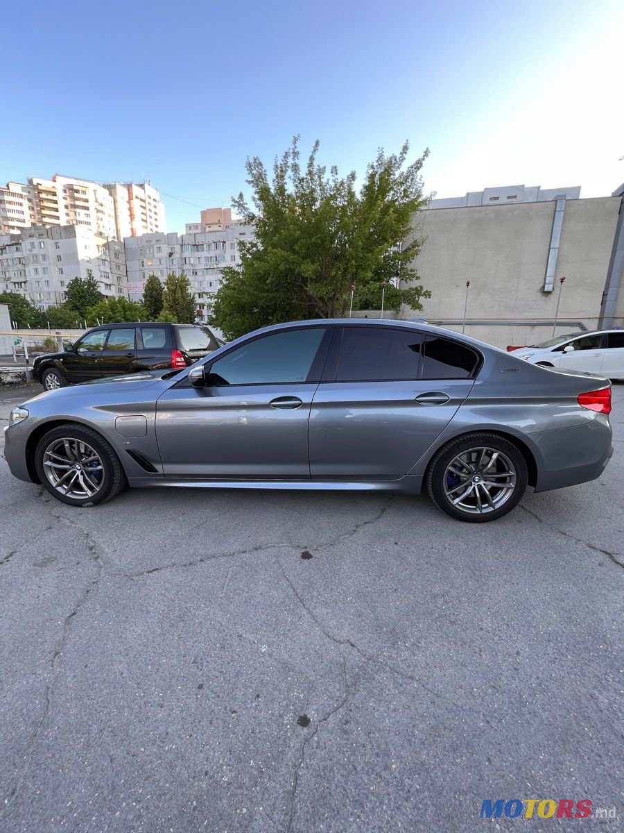 2018' BMW 5 Series photo #4