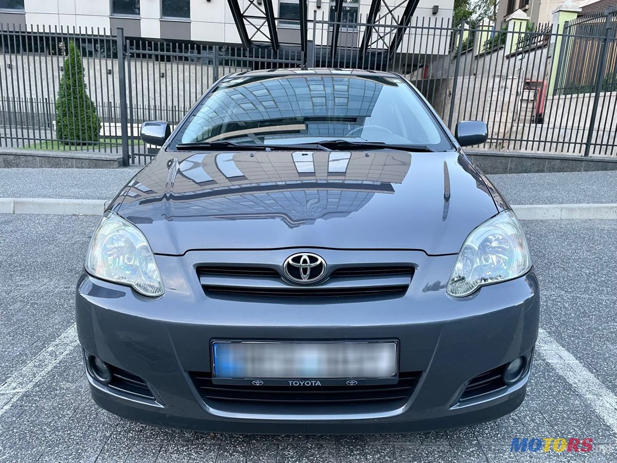 2006' Toyota Corolla photo #2