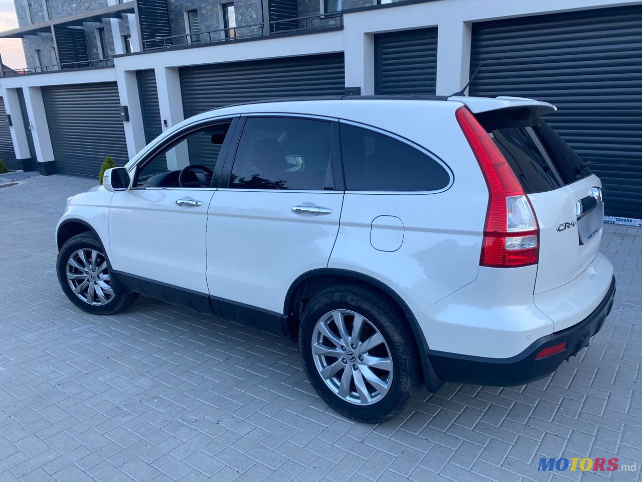 2008' Honda CR-V photo #1