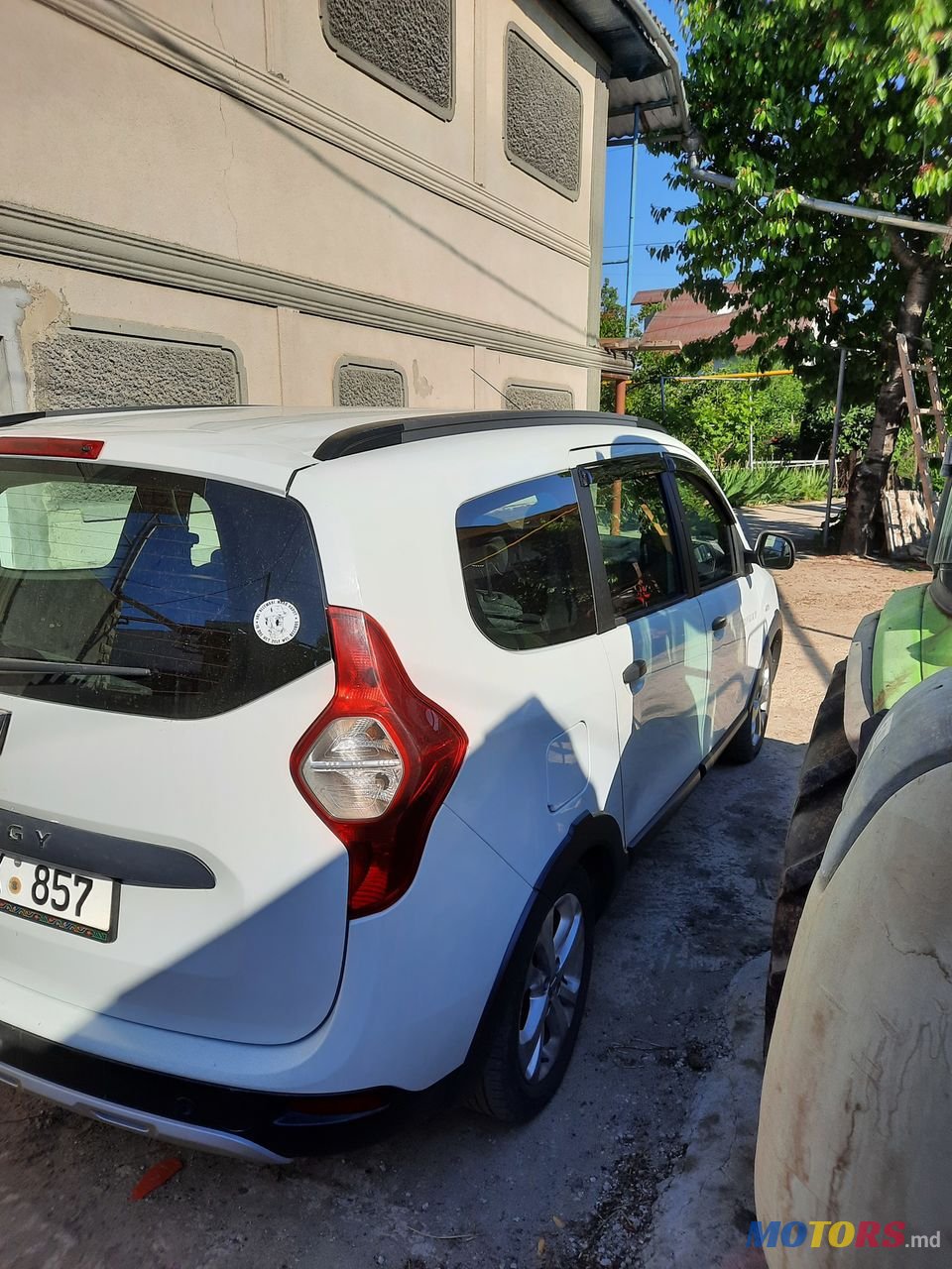 2017' Dacia Lodgy photo #2