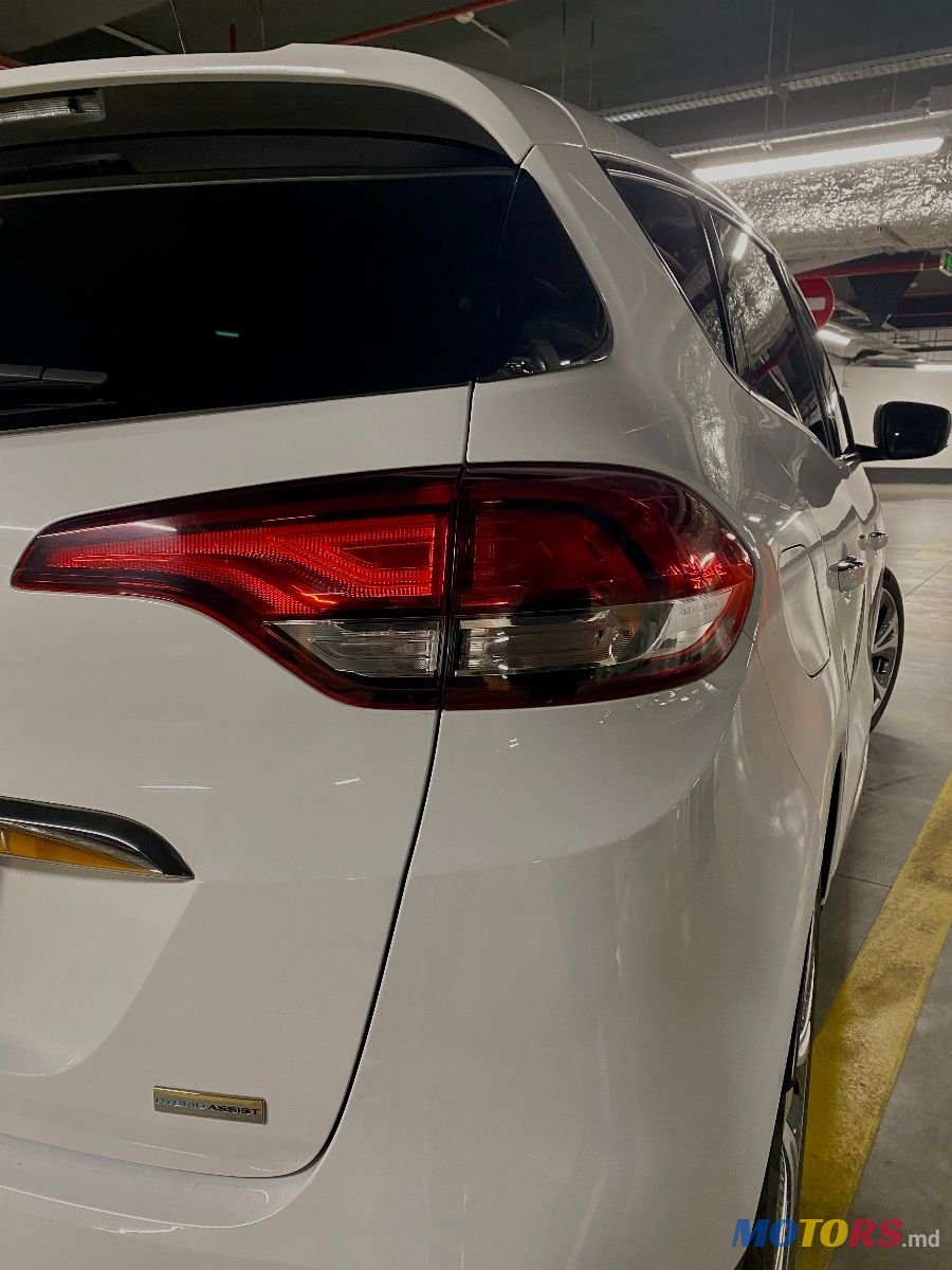 2017' Renault Scenic photo #3