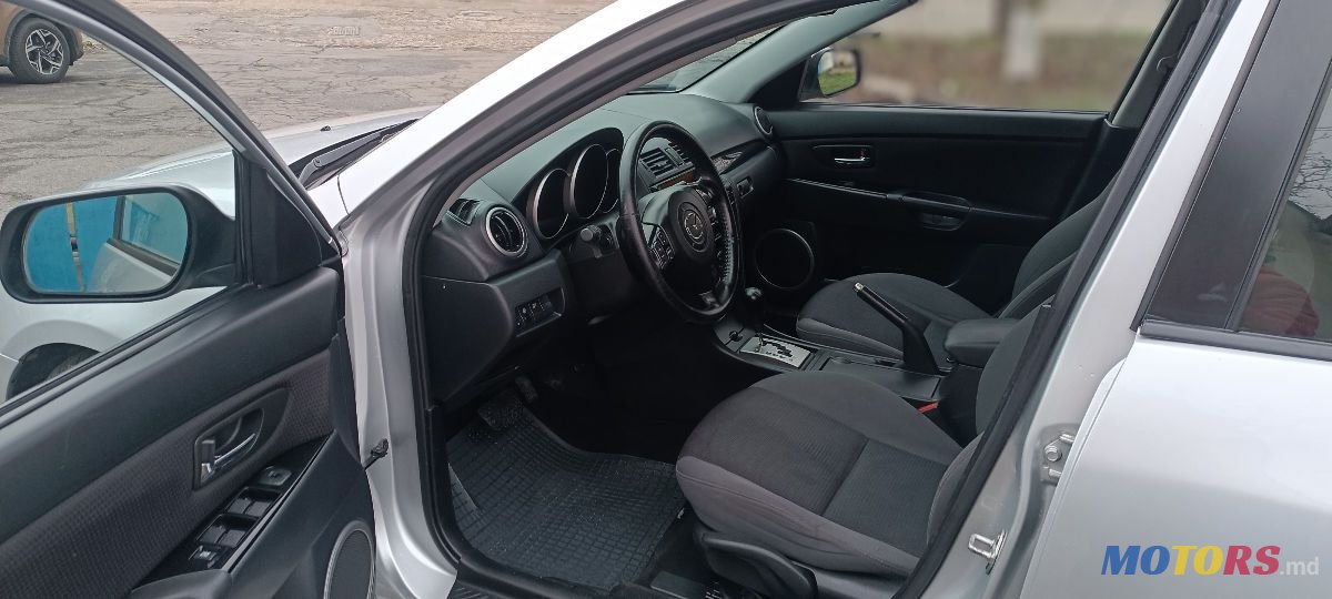 2009' Mazda 3 photo #6