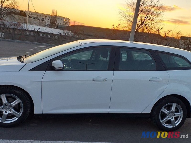 2015' Ford Focus photo #2