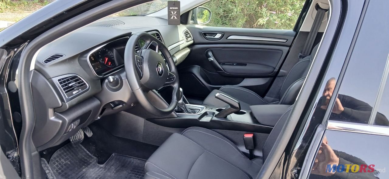 2022' Renault Megane photo #6